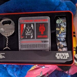 Star Wars Wallet and Keychain Set